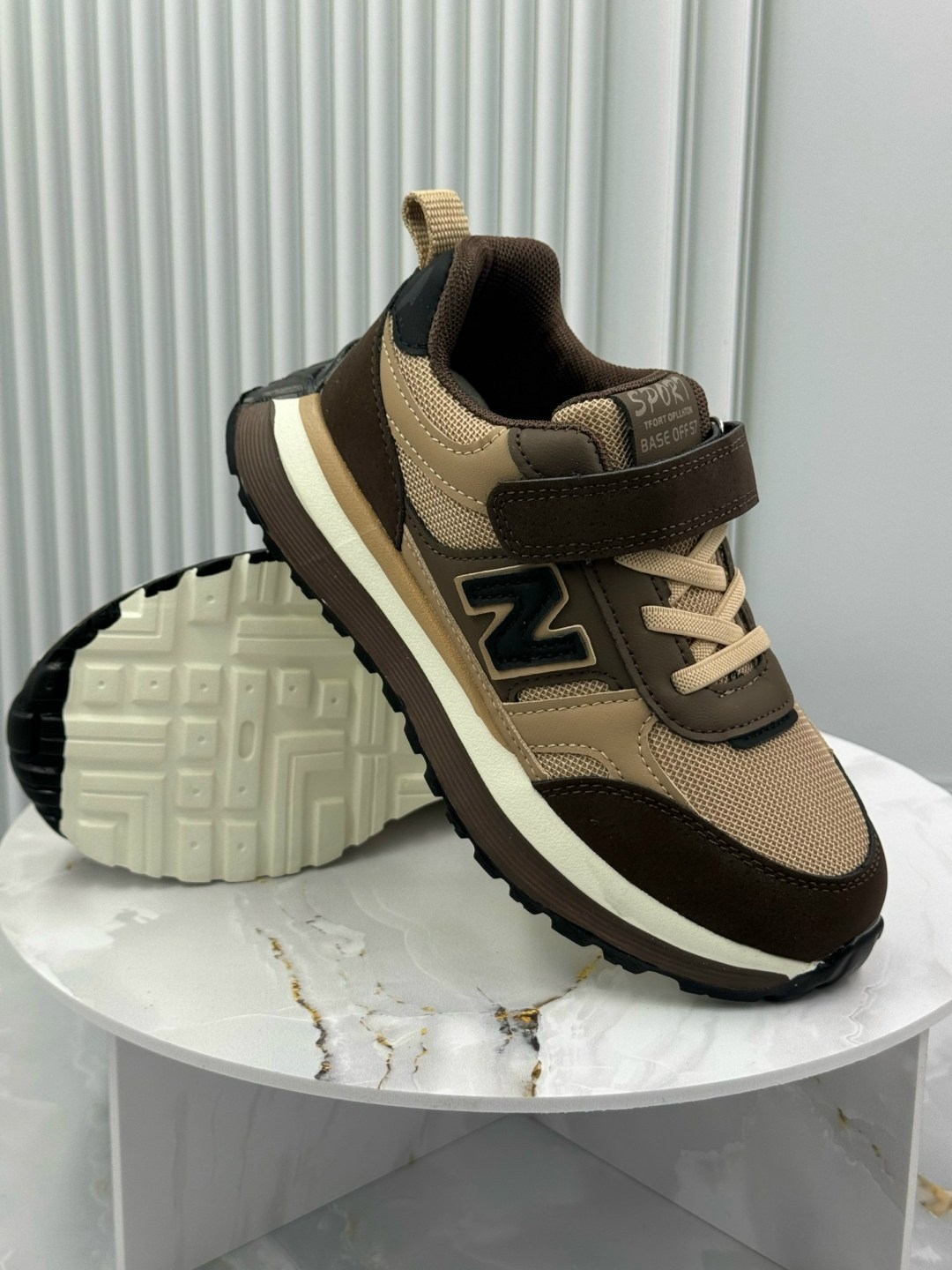 кроссовки,детские кроссовки,кроссовки мальчику,спортивная ,кроссовка детская