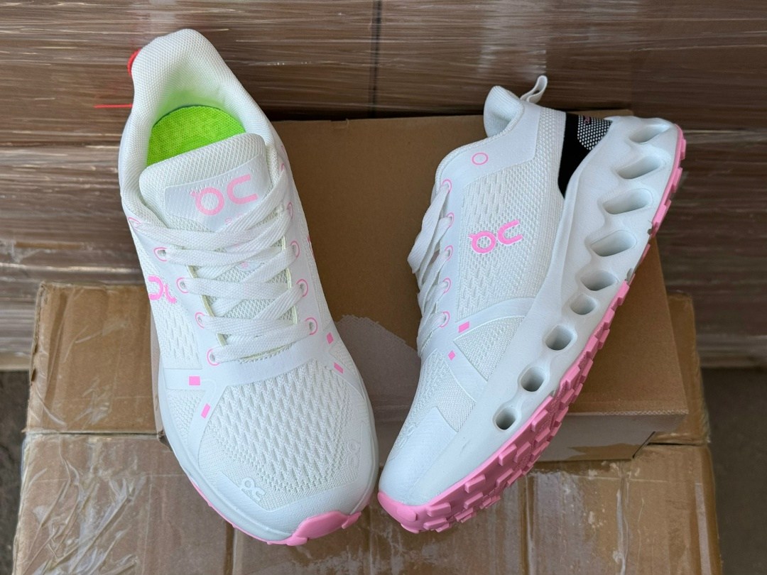 женские кроссовки,кроссовки,спортивная ,спортивные кроссовки,кроссовки повседневные