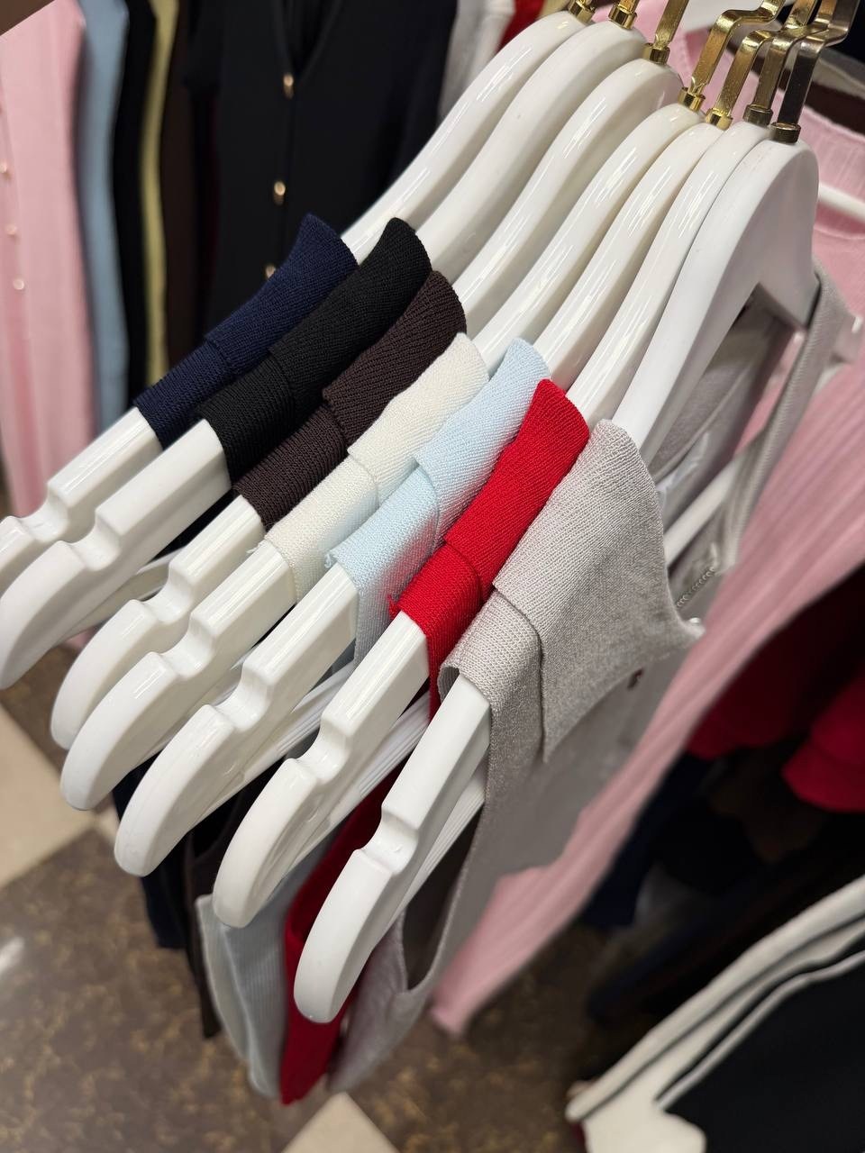 жилет вязаный,женская кофта,женский вязаный жилет,жилет женский,