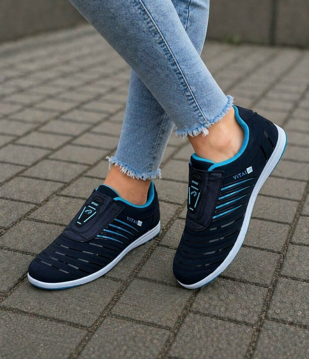 ,кроссовки женскиe,кроссовка,кроссовки подростковые,спортивная