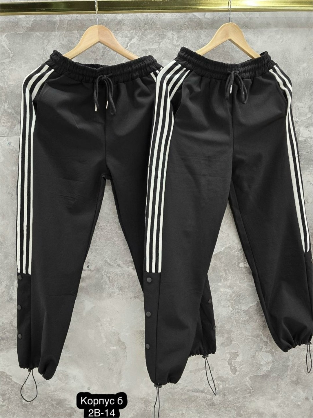 штаны спортивные adidas,штаны на флисе,спортивные женские брюки,брюки спортивные,брюки спортивные adidas