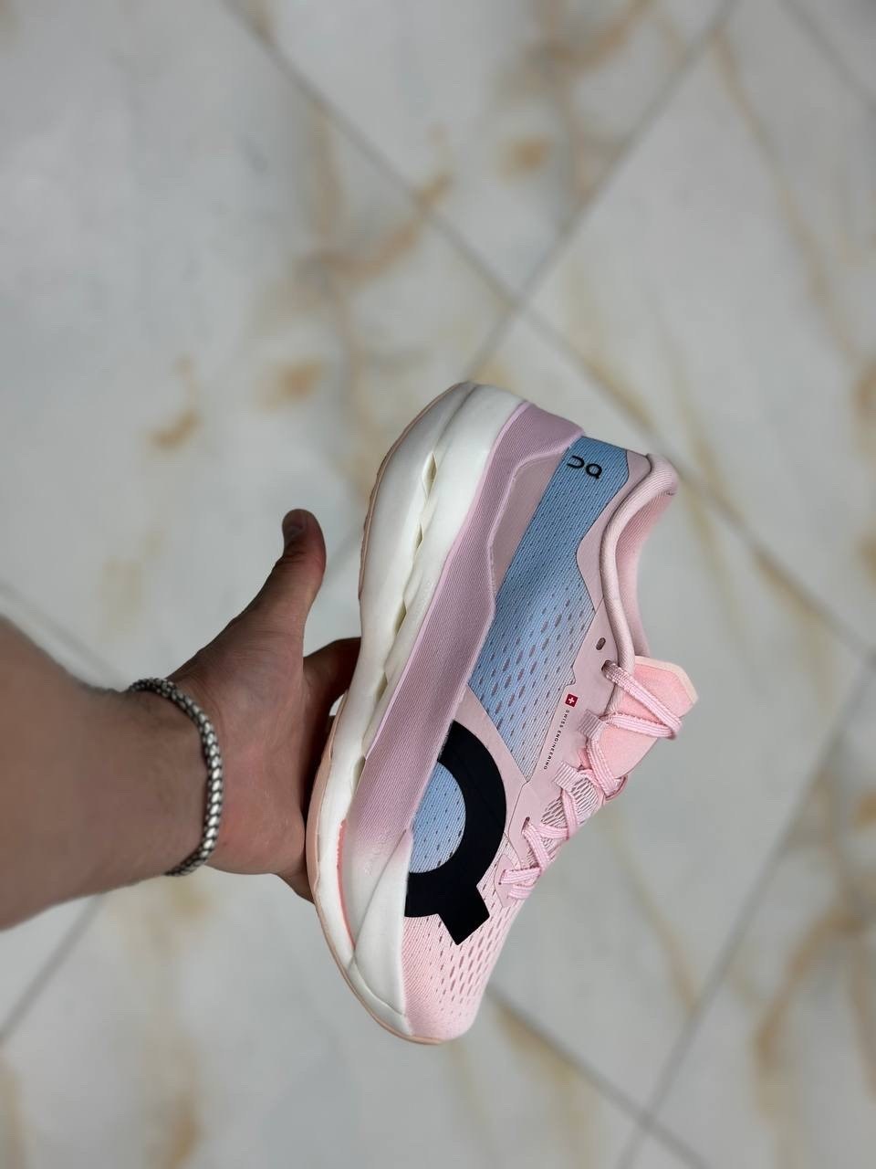 кроссовки,кроссовки женскиe,кроссовки on cloudmonster,оригинальные кроссовки, мужская кроссовки