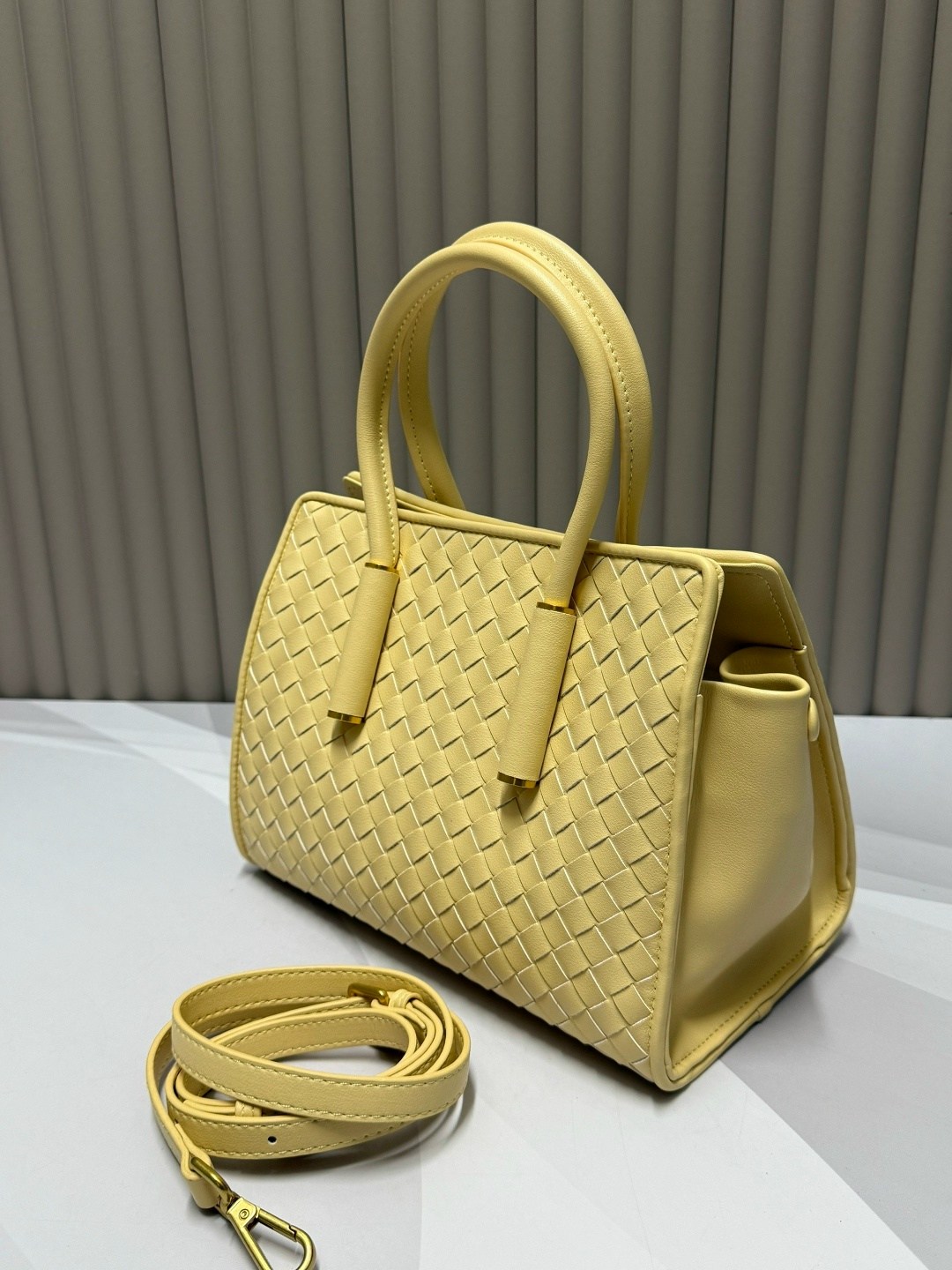 сумка,bottega veneta сумка,bottega veneta сумки женские,женская сумка,модная сумка