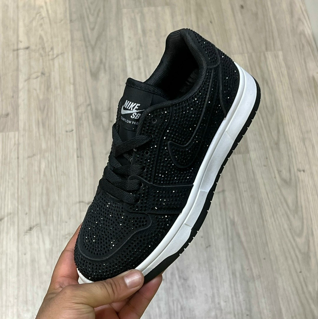 кроссовки,,кроссовки женскиe,кроссовки унисекс,кроссовки nike