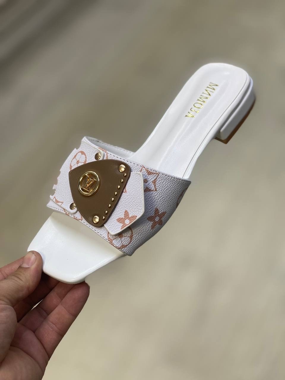 шлепанцы женские луи виттон,,шлепанцы louis vuitton,шлепанцы женские louis vuitton,женские шлепанцы