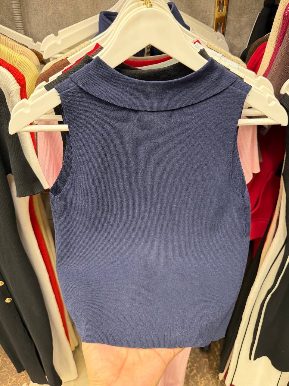 жилет вязаный,женская кофта,женский вязаный жилет,жилет женский,