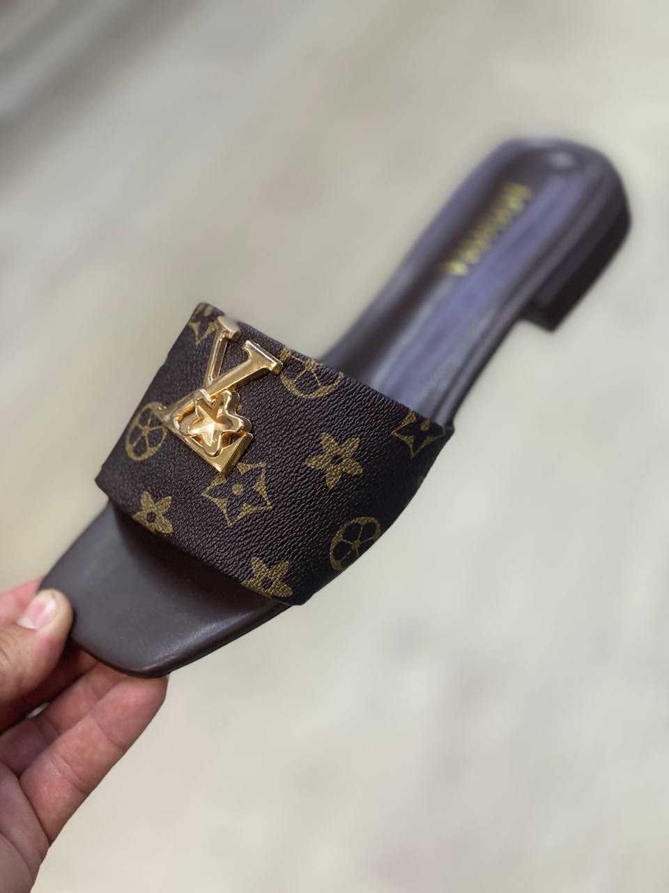 шлепанцы женские луи виттон,,шлепанцы louis vuitton,шлепанцы женские louis vuitton,женские шлепанцы