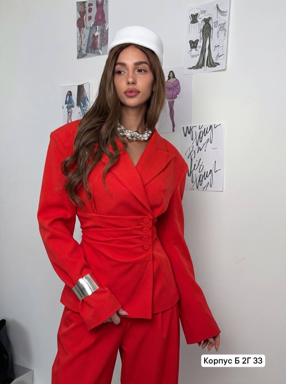 брючный костюм,костюм брючный 560-1 needle,красный брючный костюм,стильные костюмы,костюм брючный женский