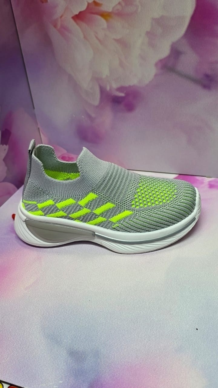 кроссовки,спортивная ,кроссовка,детские кроссовки,кроссовки модные