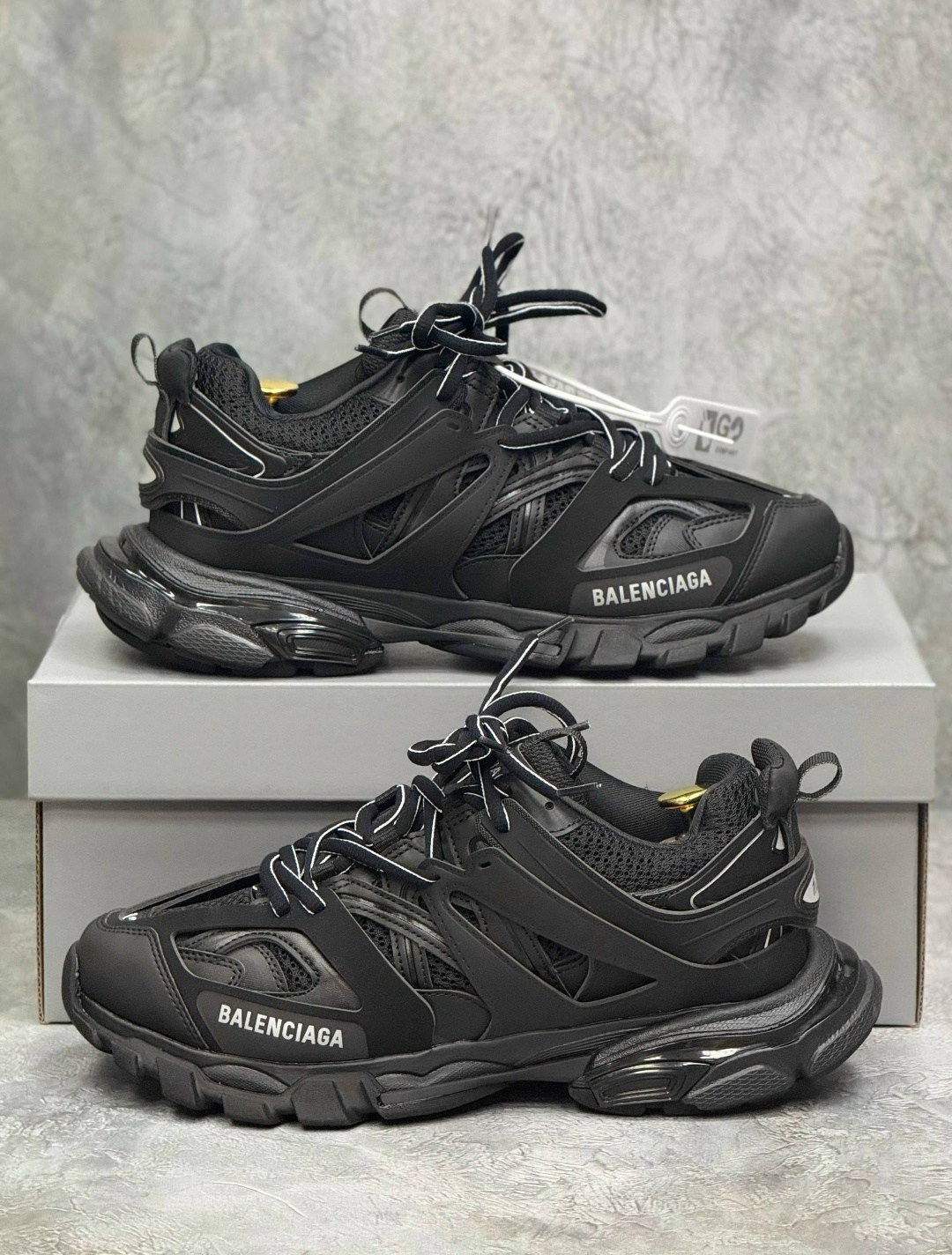 кроссовки balenciaga track,кроссовки balenciaga,кроссовки баленсиага трек черные,кроссовки баленсиага трек 1,баленсиага кроссовки черные track