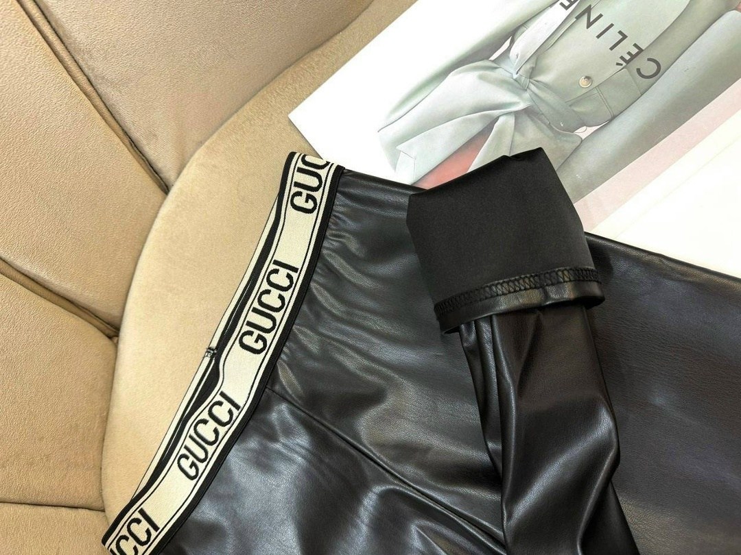 футболка gucci,спортивные костюм,костюм гуччи,футболки женские мужские,спортивный костюм gucci