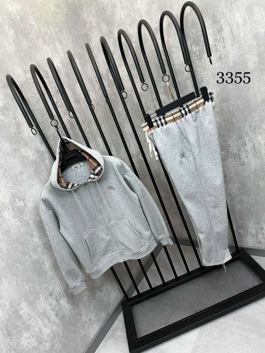 костюм спортивный burberry,burberry tracksuit,спортивные костюм,костюм спортивный мужской burberry повседневный черный,спортивный костюм brunello cucinelli