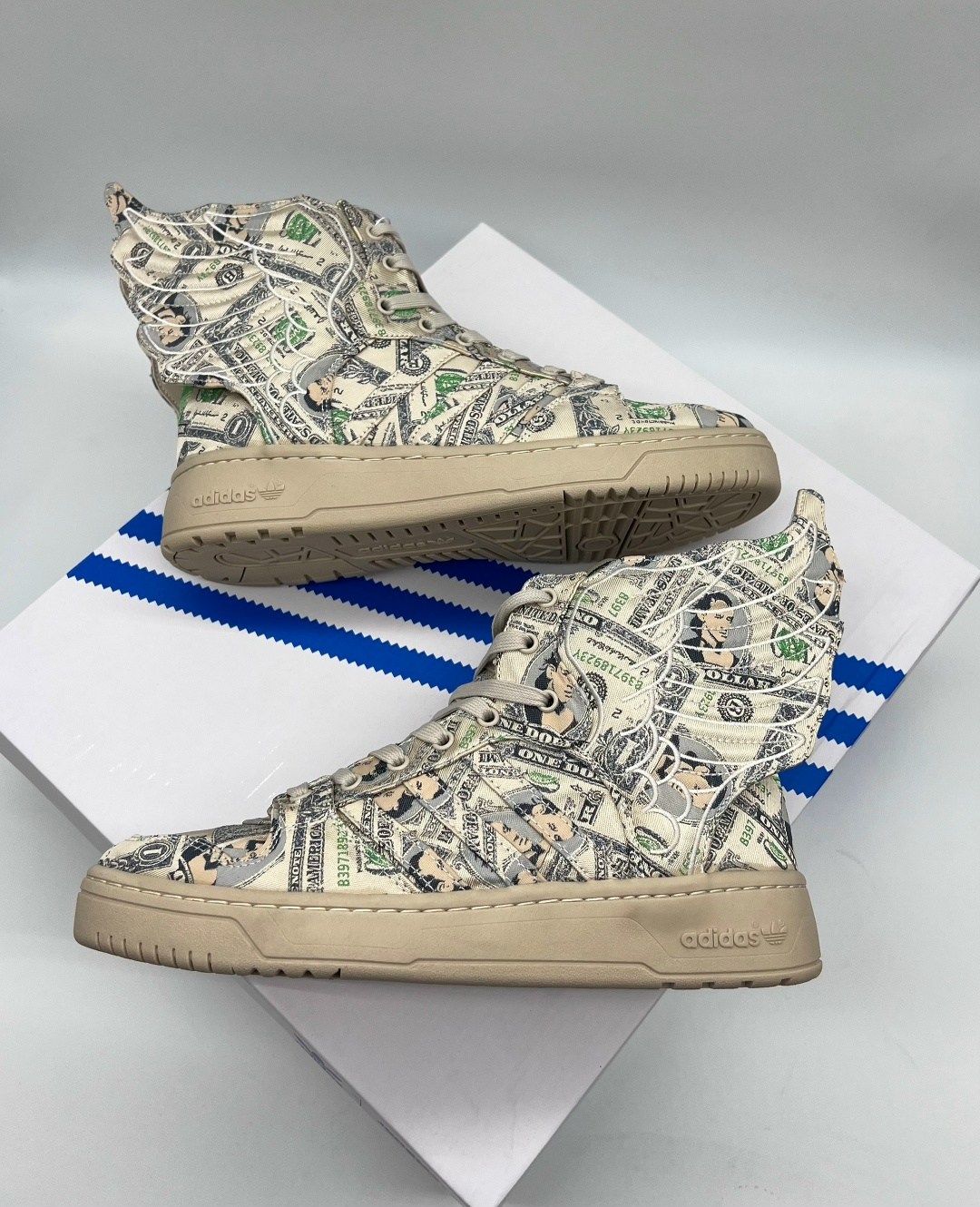 adidas jeremy scott wings 2.0,adidas jeremy scott wings 2.0 money,adidas wings 2.0 x jeremy scott money,adidas jeremy scott dollar,adidas x jeremy scott js wings 2.0 money g95773
