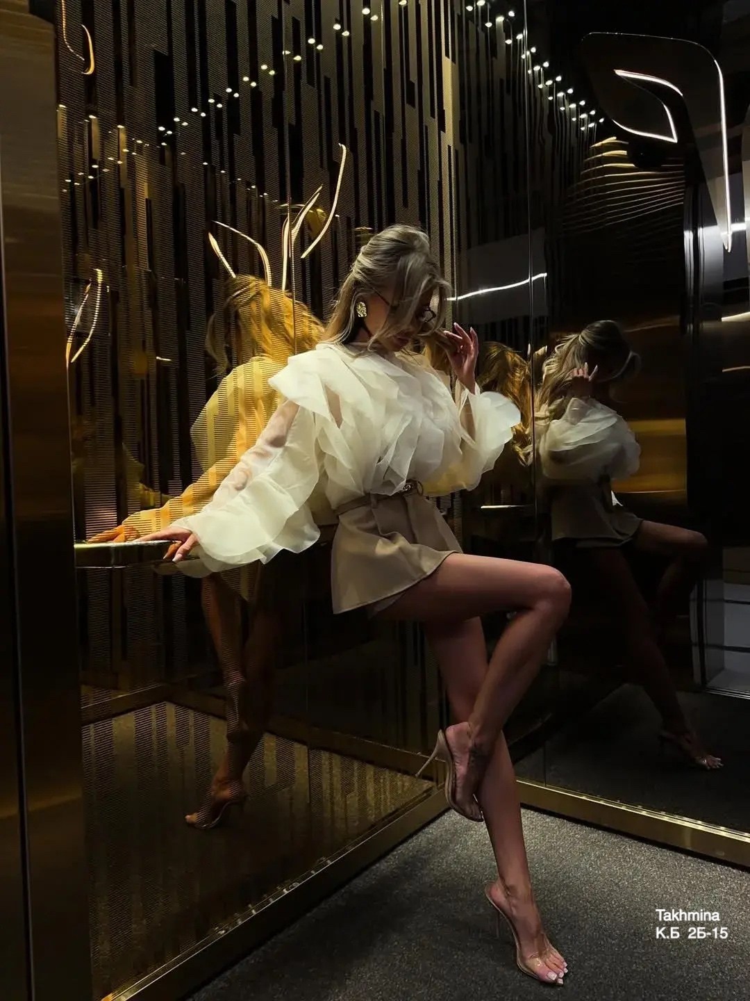 нарядная блузка с воланами,блузка с оборками,блузка нарядная,блузка из органзы,блузка с рюшами и воланами