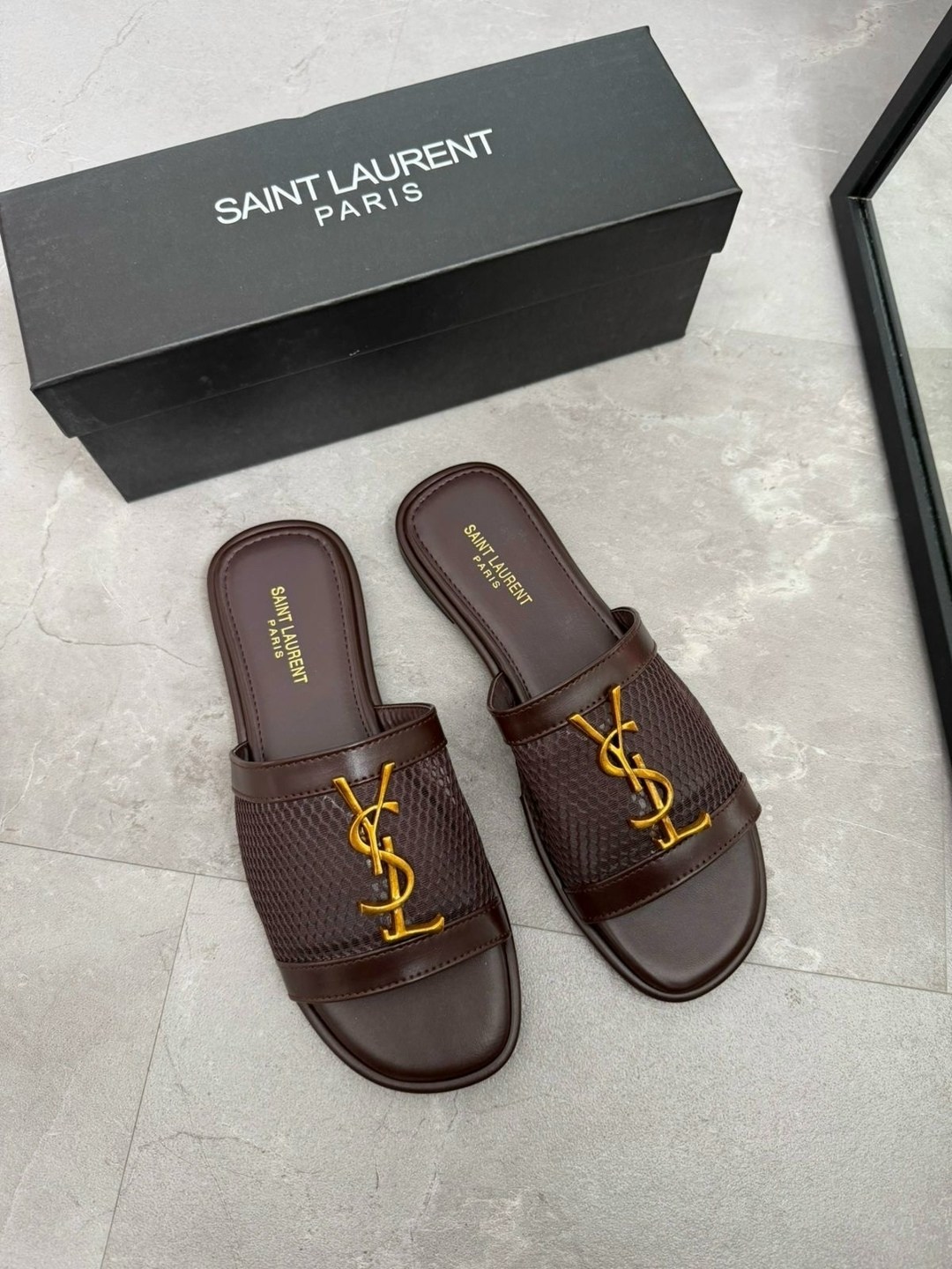 ,шлепанцы женские,босоножки yves saint laurent,шлепки ив сен лоран,босоножки женские