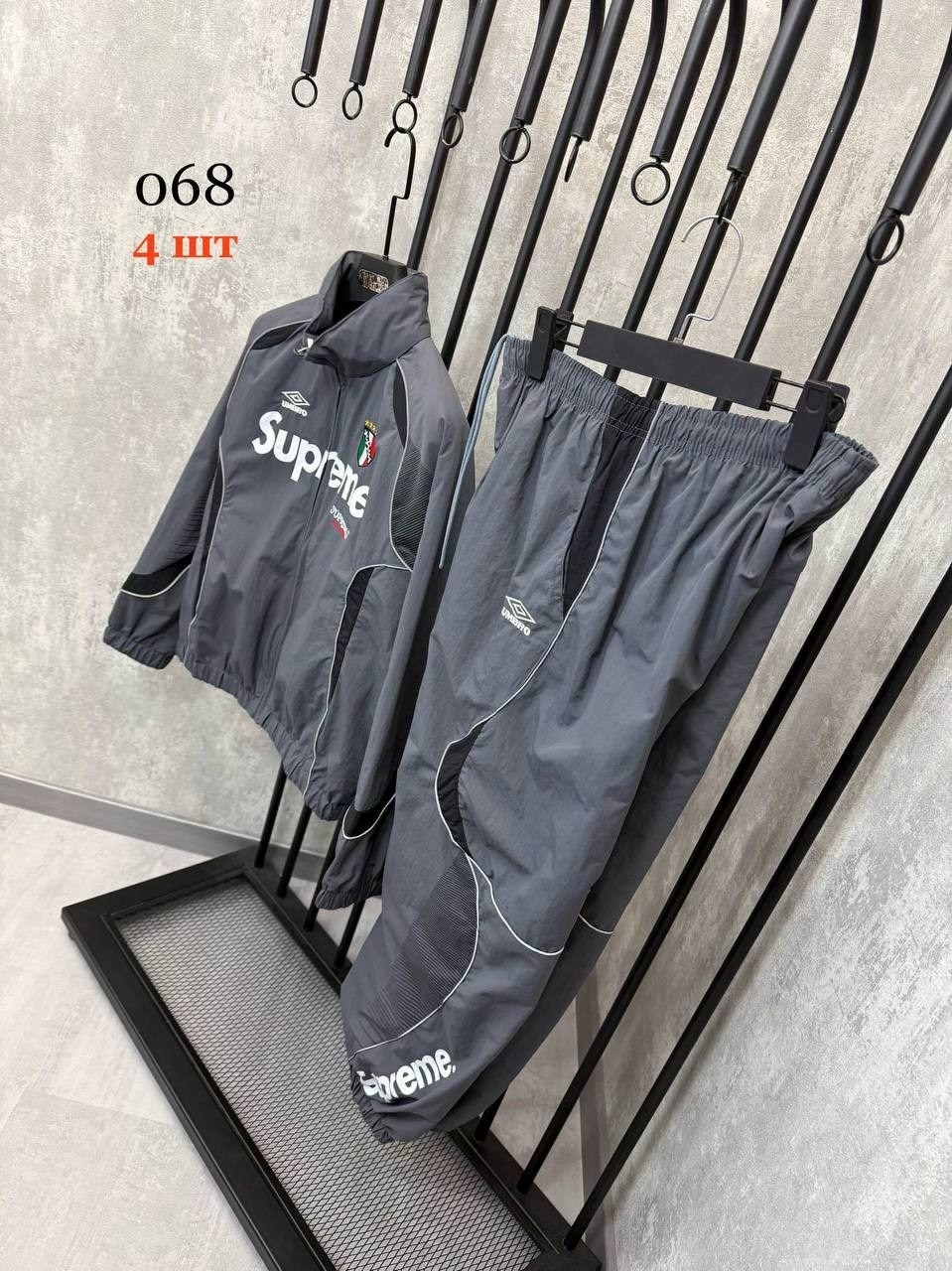 спортивный костюм umbro supreme,supreme umbro track jacket,куртка supreme x umbro track jacket 'black',суприм куртка,спортивные костюмы supreme x umbro