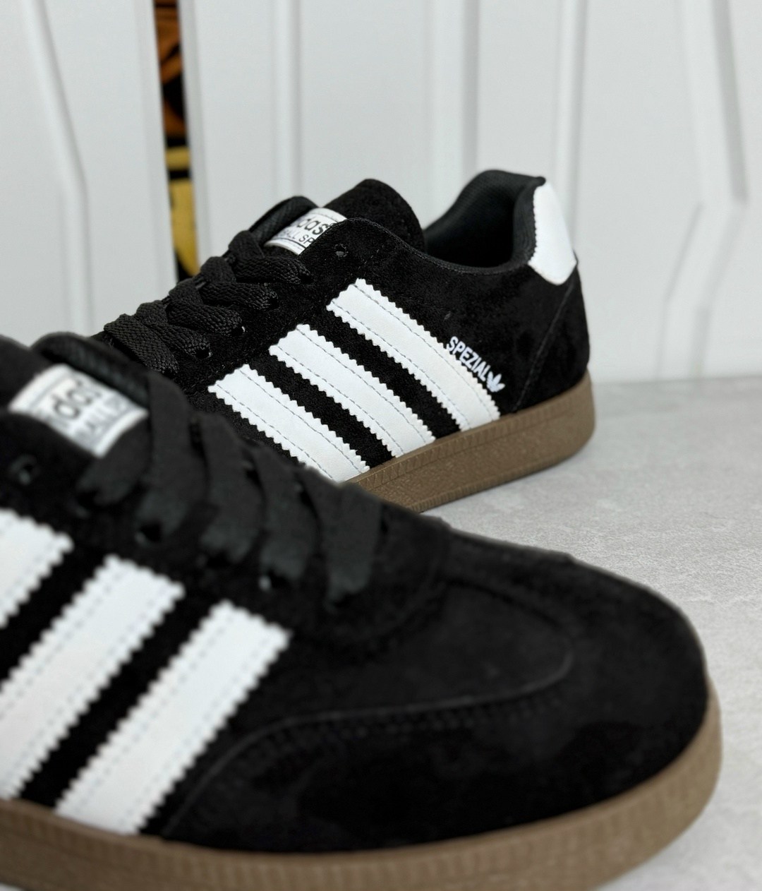 кроссовки adidas spezial,кроссовки adidas,кроссовки adidas samba,,кроссовки адидас