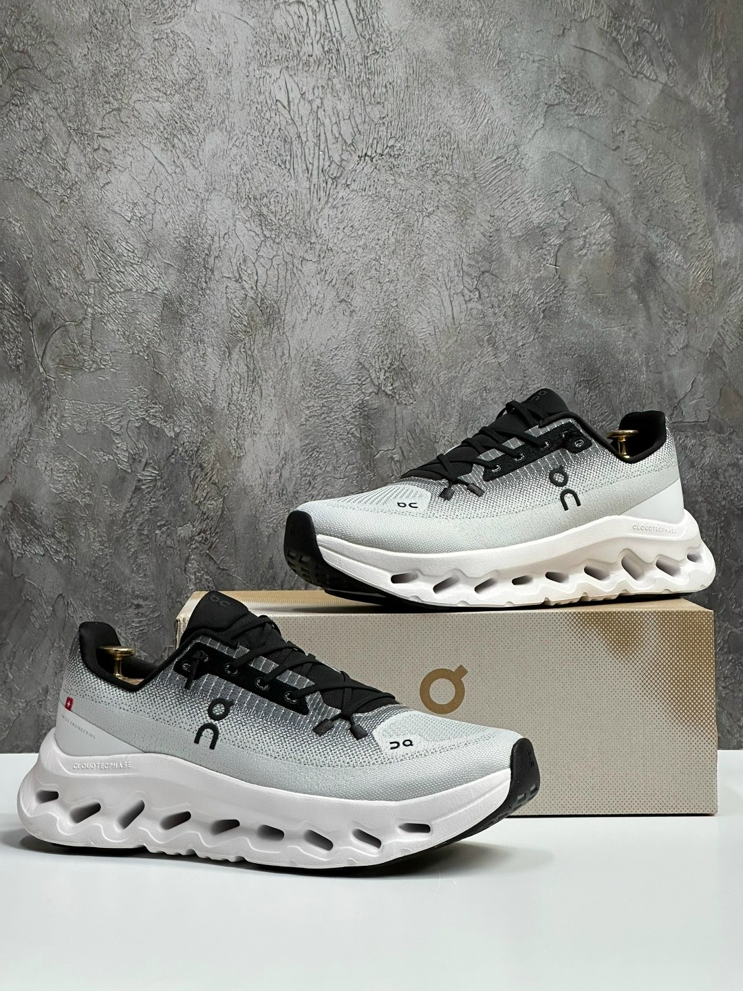 кроссовки,,on cloudtilt кроссовки,повседневные кроссовки,кроссовка