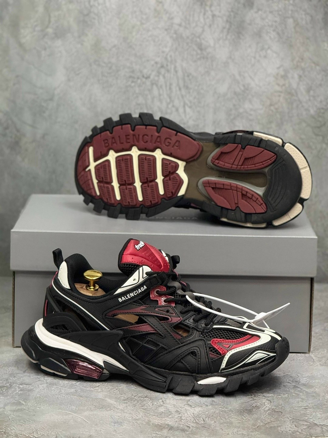 кроссовки balenciaga track 2.0 "black/red/white",кроссовки balenciaga track 2,кроссовки balenciaga,balenciaga track 2 black red,кроссовки balenciaga track trainer black red черный