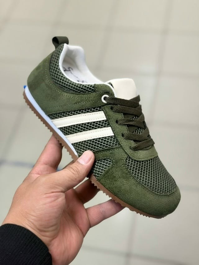 ,кроссовки adidas,спортивная ,повседневная ,мужская  кроссовки