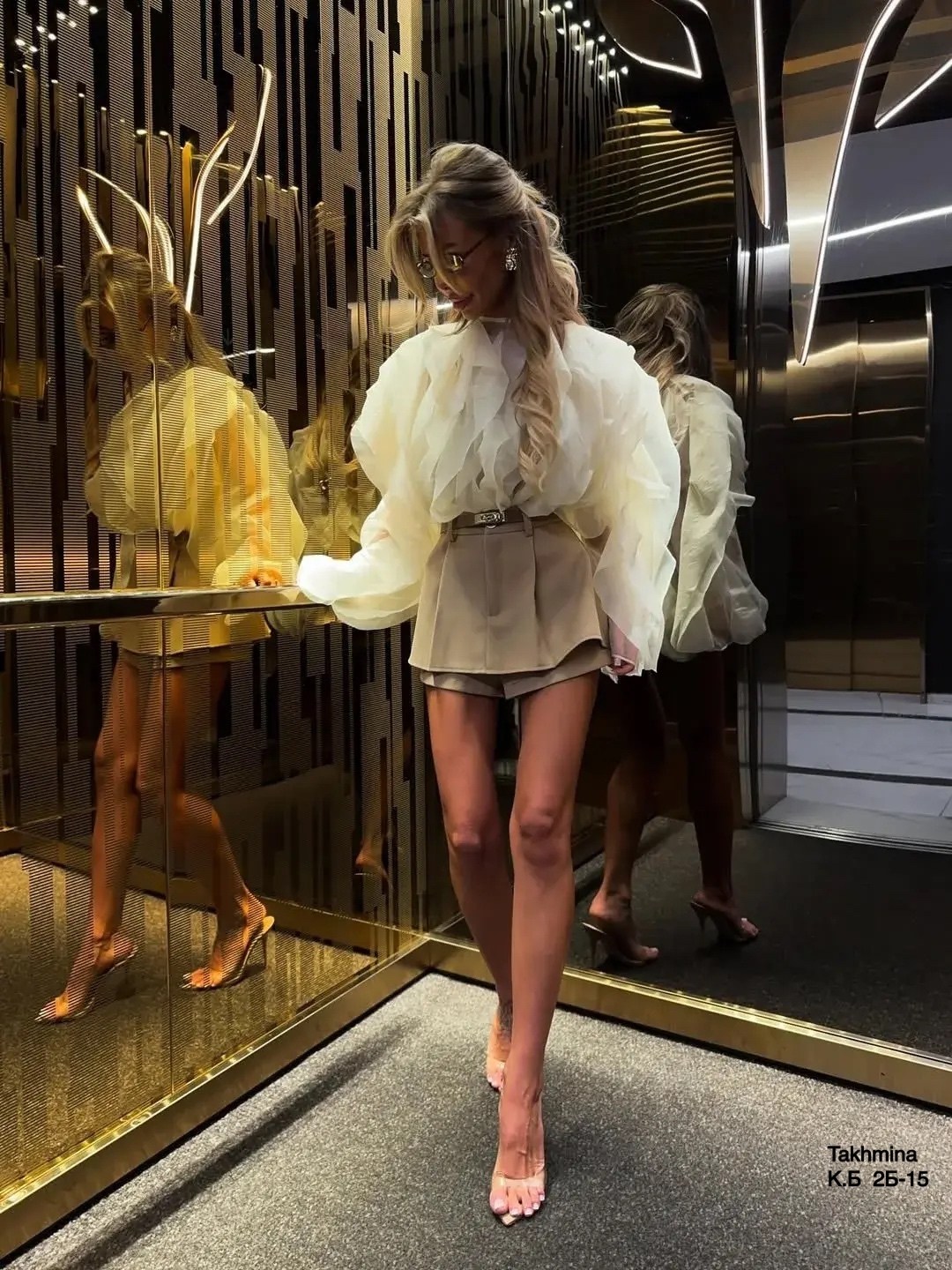 нарядная блузка с воланами,блузка с оборками,блузка нарядная,блузка из органзы,блузка с рюшами и воланами