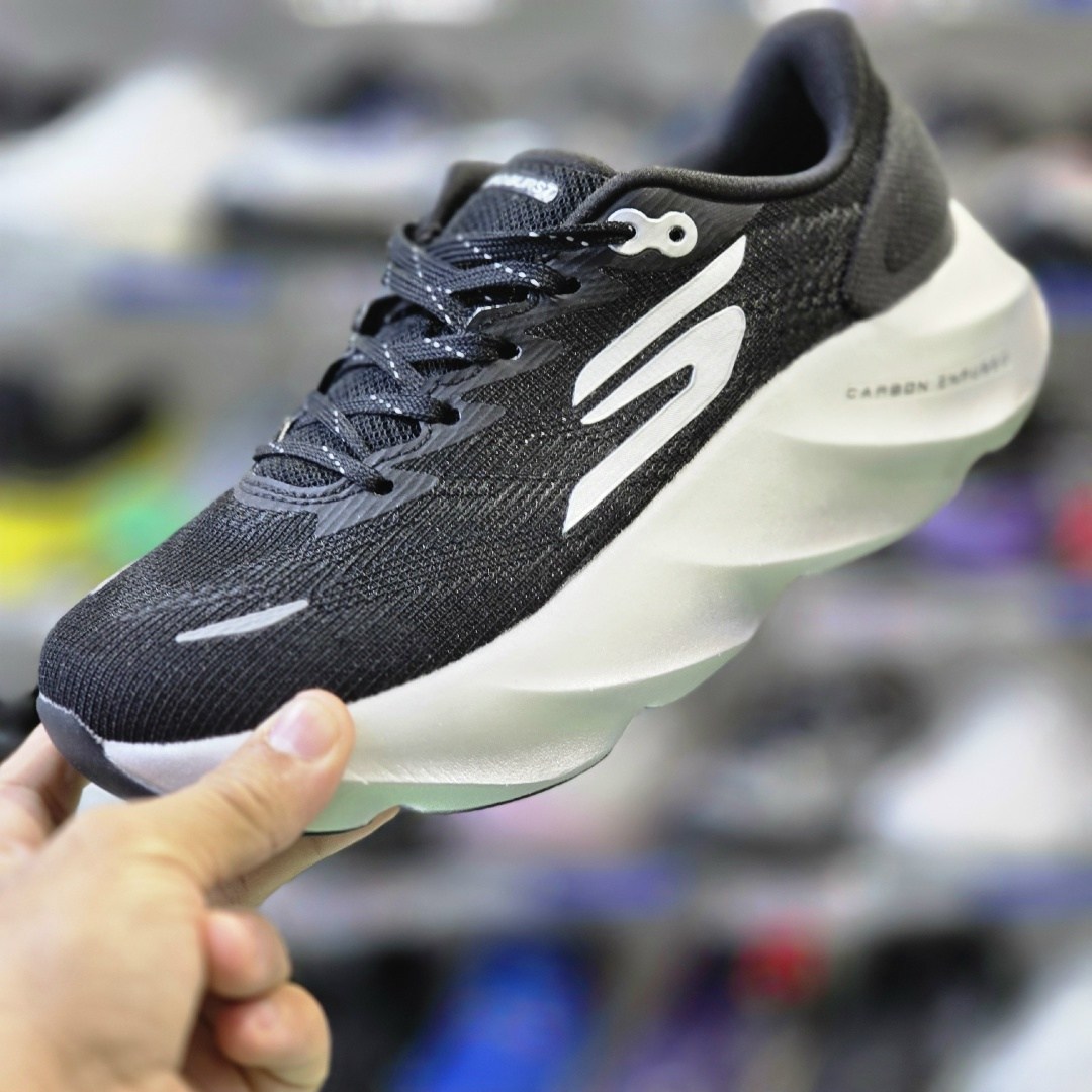 беговые кроссовки,кроссовки,кроссовки для бега,кроссовки skechers,повседневные кроссовки