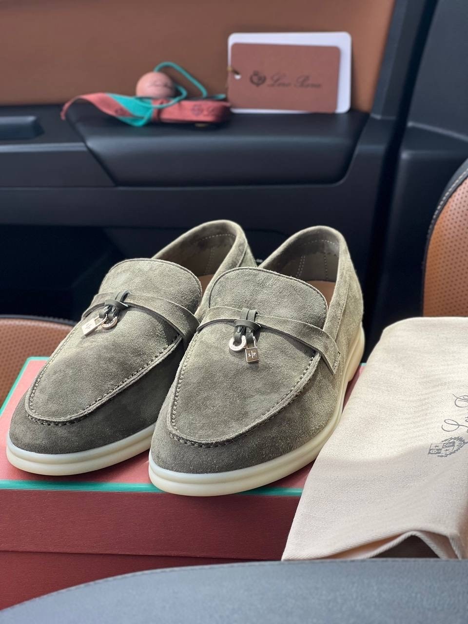 замшевые лоферы loro piana,лоферы женские loro piana,лоферы loro piana,,женские замшевые лоферы loro piana open walk