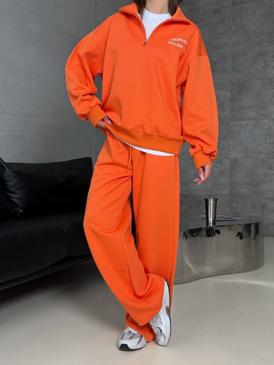 оранжевые спортивные костюмы,оранжевый костюм,трикотажные костюмы,оранжевая одежда,женские спортивные костюмы