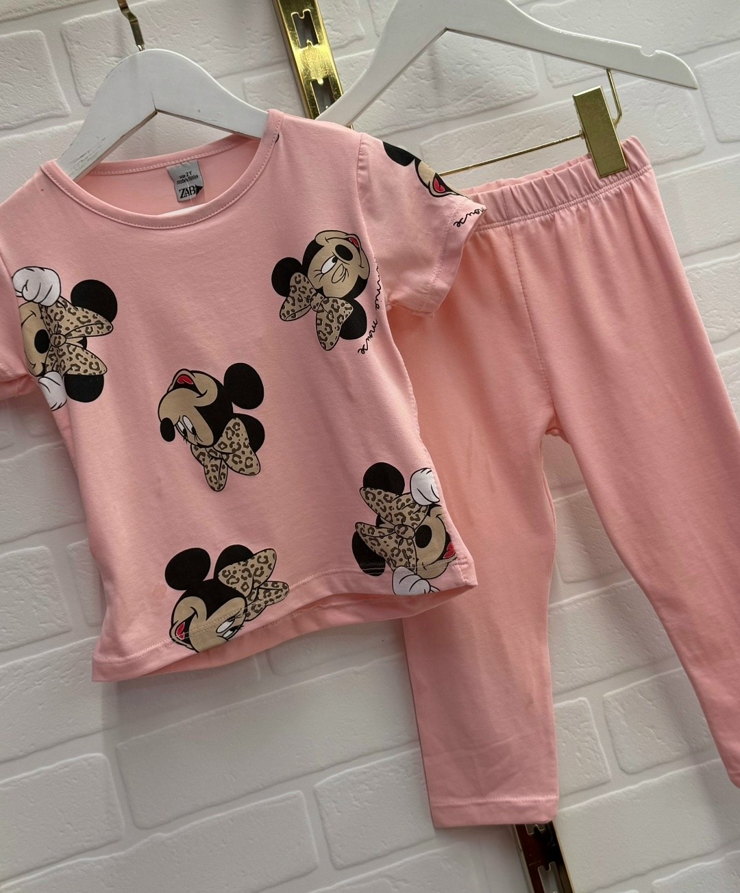 комплект одежды девочке,костюм для девочек,одежда для девочек,ребенок,спортивные костюмы для девочек