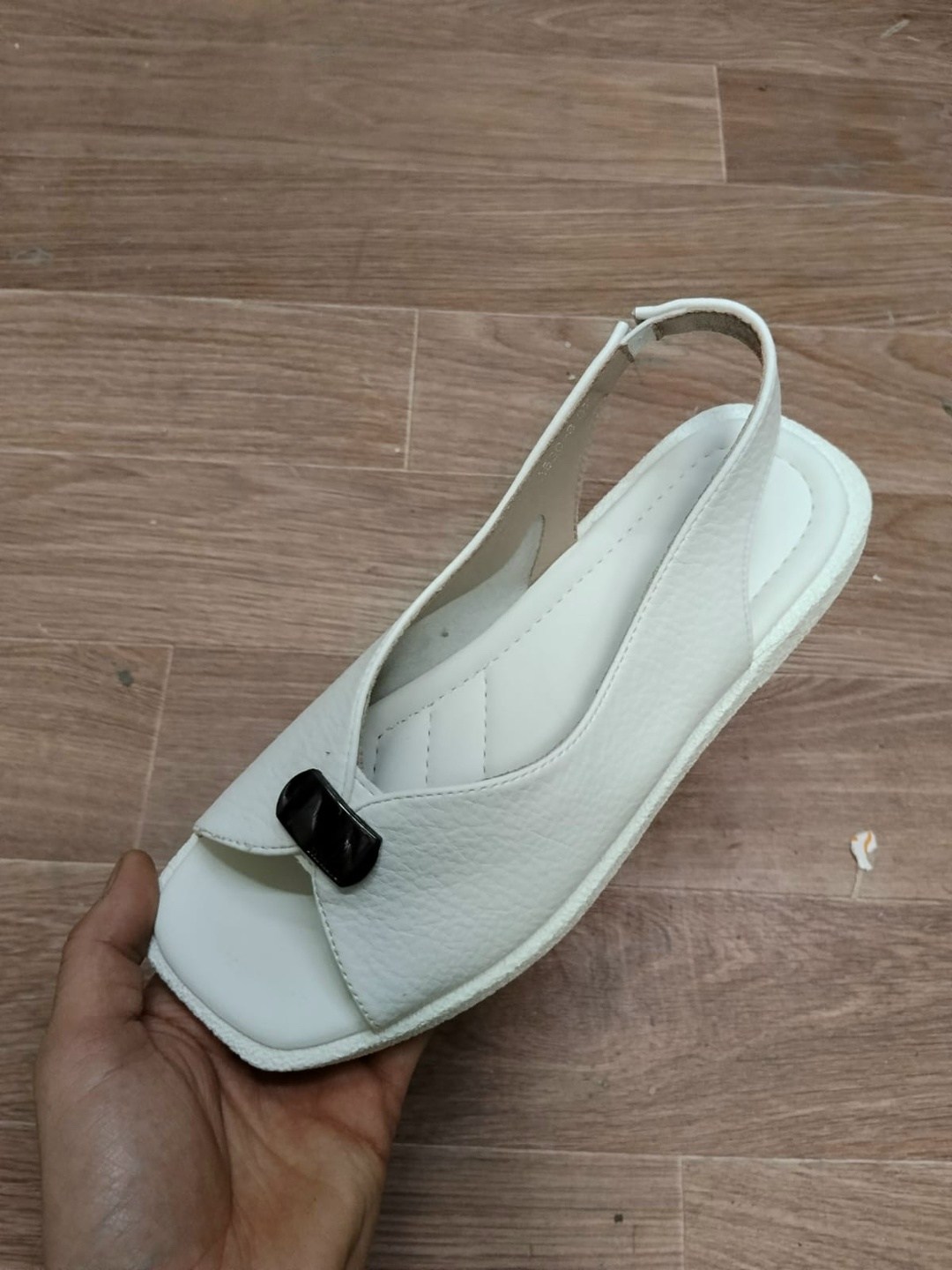 ,шлепанцы женские,сабо женские,шлепки кожаные женские,шлепки кожаные