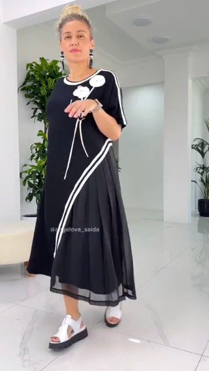 платье,платье в спортивном стиле,трикотажное платье,платье прямое,спортивное платье