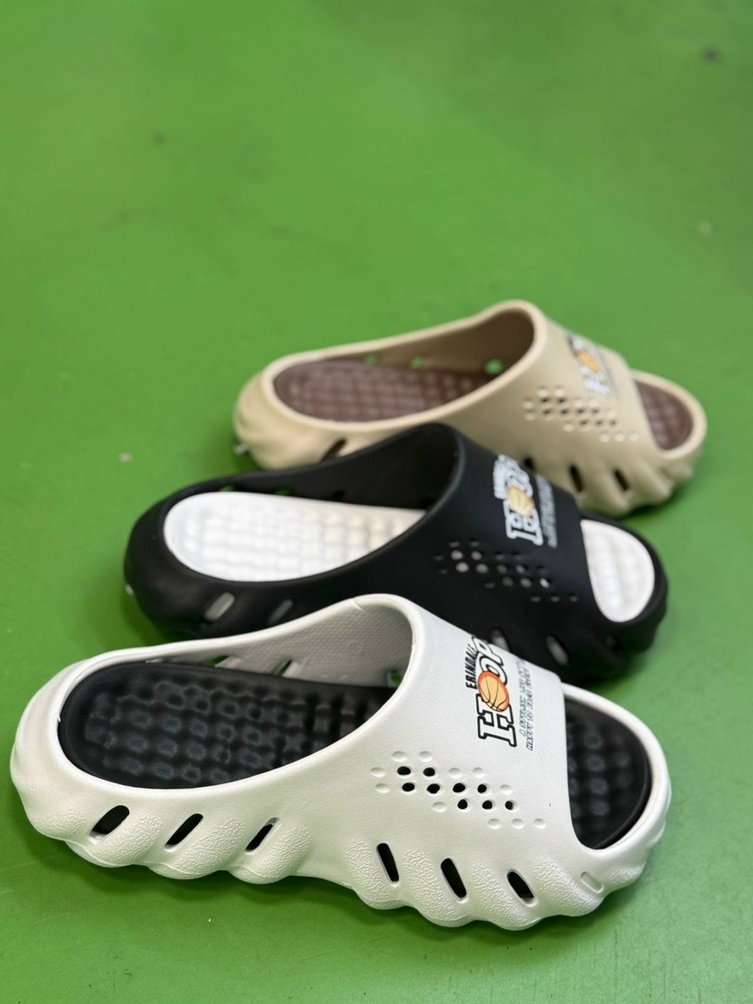 ,пляжная ,мужские шлепанцы,летние тапочки,модные тапочки