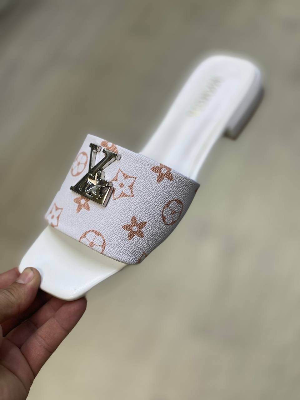 шлепанцы женские луи виттон,,шлепанцы louis vuitton,шлепанцы женские louis vuitton,женские шлепанцы