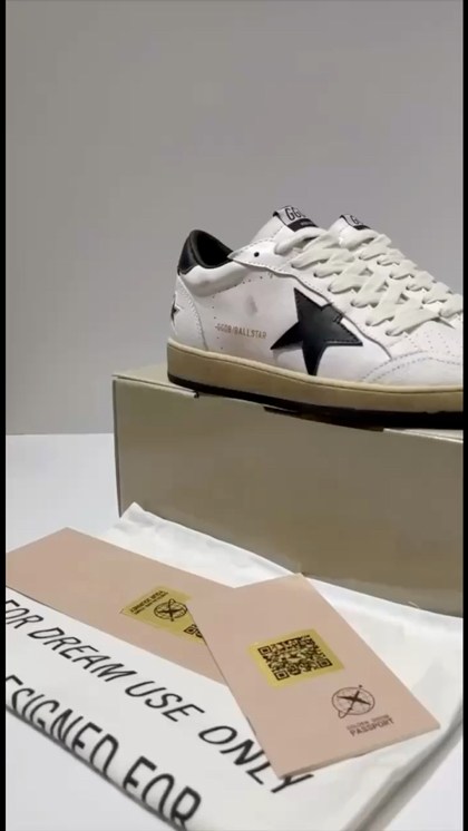 golden goose deluxe brand superstar clean leather sneaker,golden goose superstar leather sneaker white black,кроссовки golden goose,кроссовки golden goose stardan black white,golden goose super star