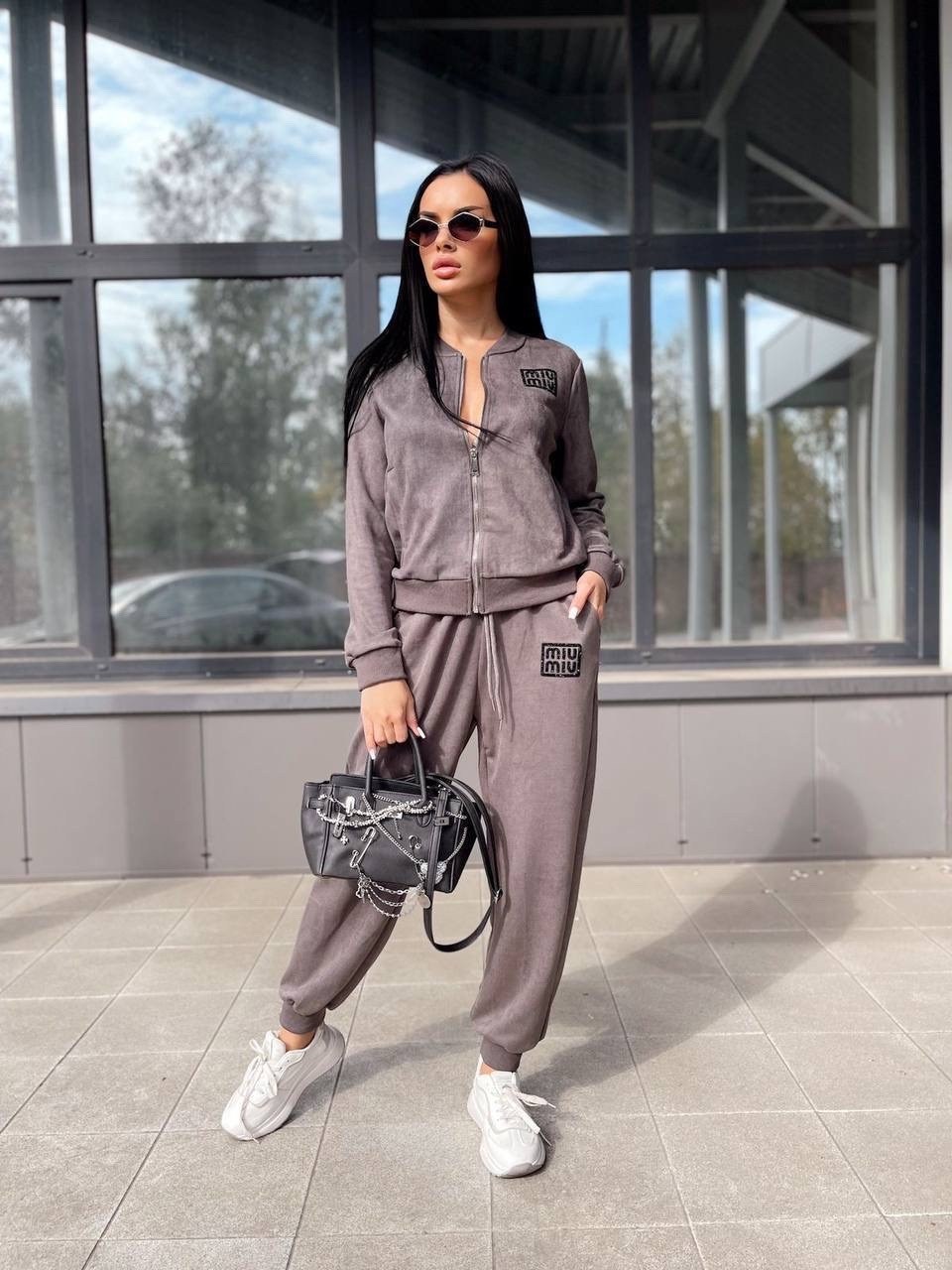 спортивные костюм,велюровый костюм 2026,костюм спортивный женский повседневный,костюм спортивный женский,костюм спортивный замшевый