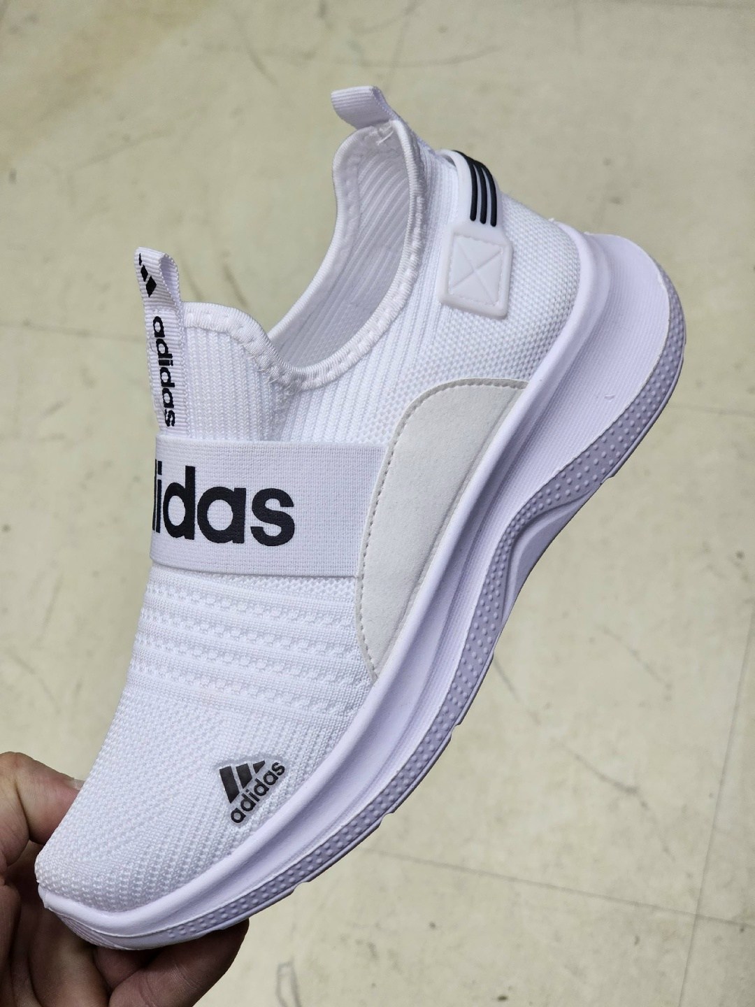 кроссовки adidas,кроссовки мужские adidas,кроссовки,спортивная ,кроссовки адидас