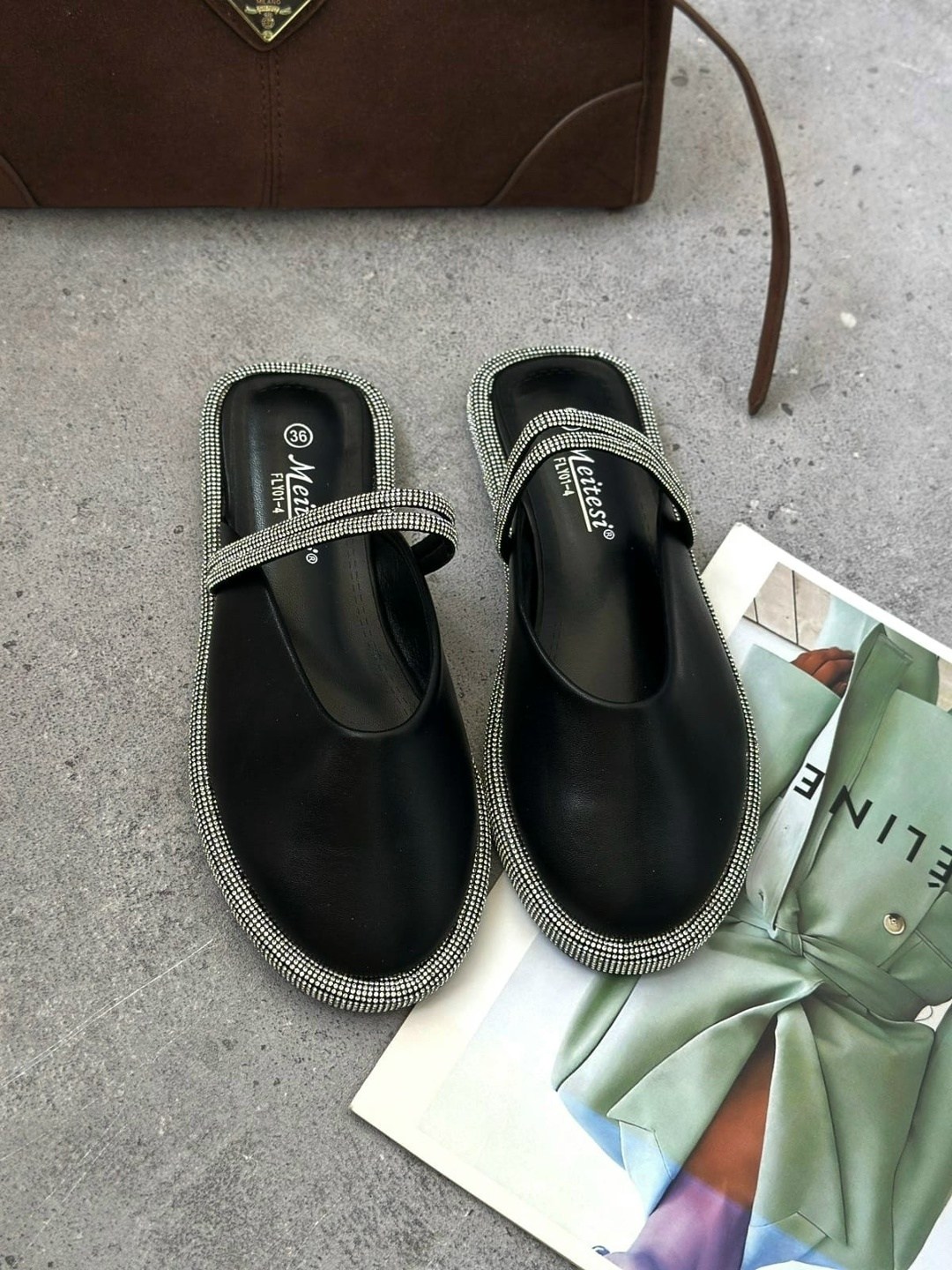 шлепанцы женские,шлепанцы со стразами,,шлепки женские,модные шлепанцы