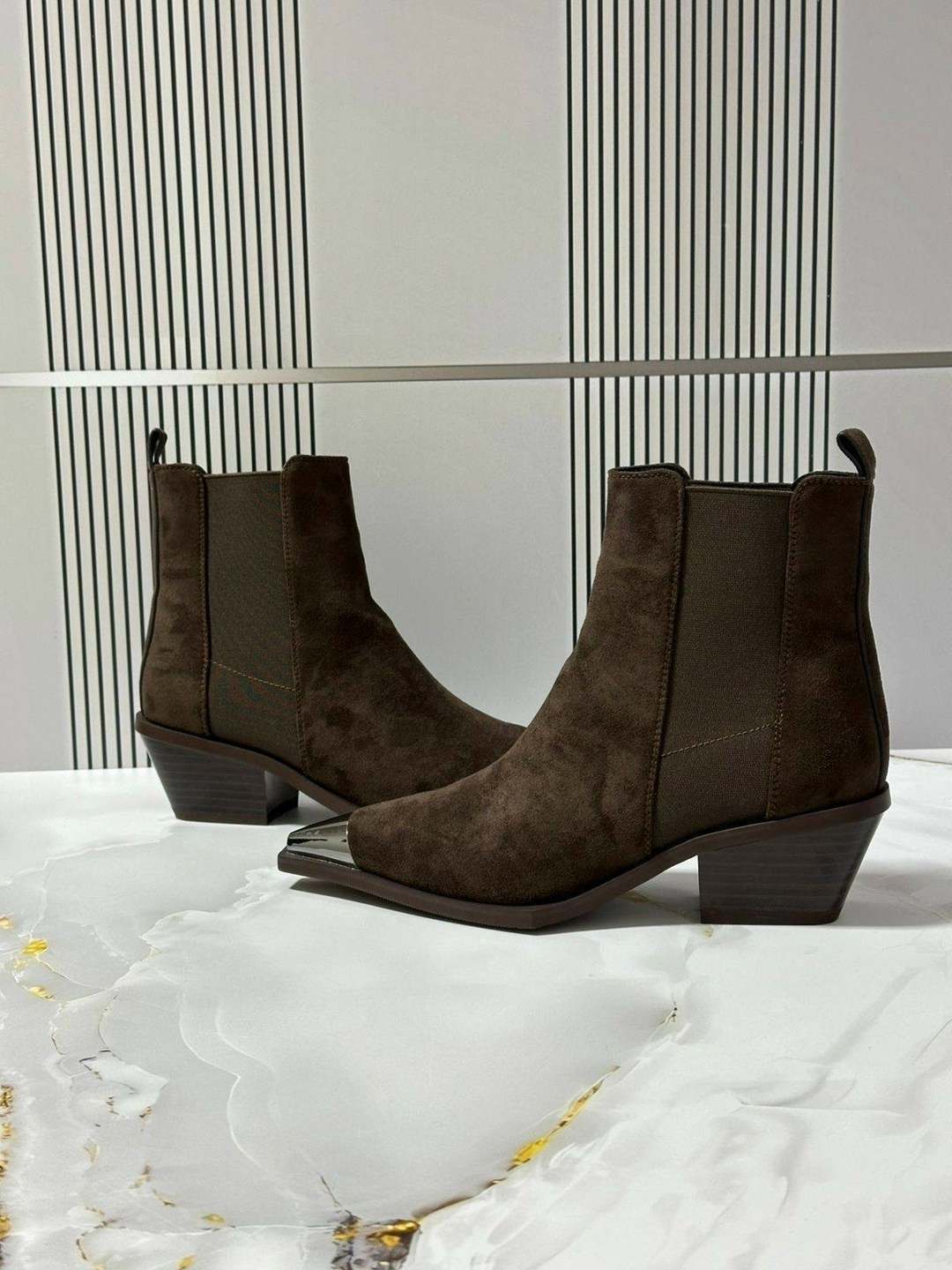 ,казаки замшевые эконика,замшевые ботинки,ботильоны женские,ботинки казаки замшевые