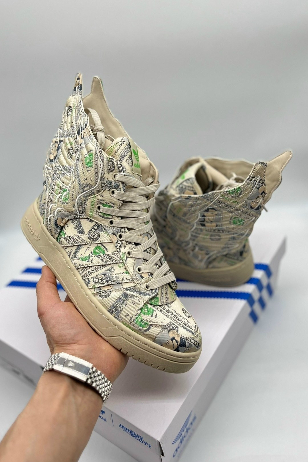 adidas jeremy scott wings 2.0,adidas jeremy scott wings 2.0 money,adidas wings 2.0 x jeremy scott money,adidas jeremy scott dollar,adidas x jeremy scott js wings 2.0 money g95773