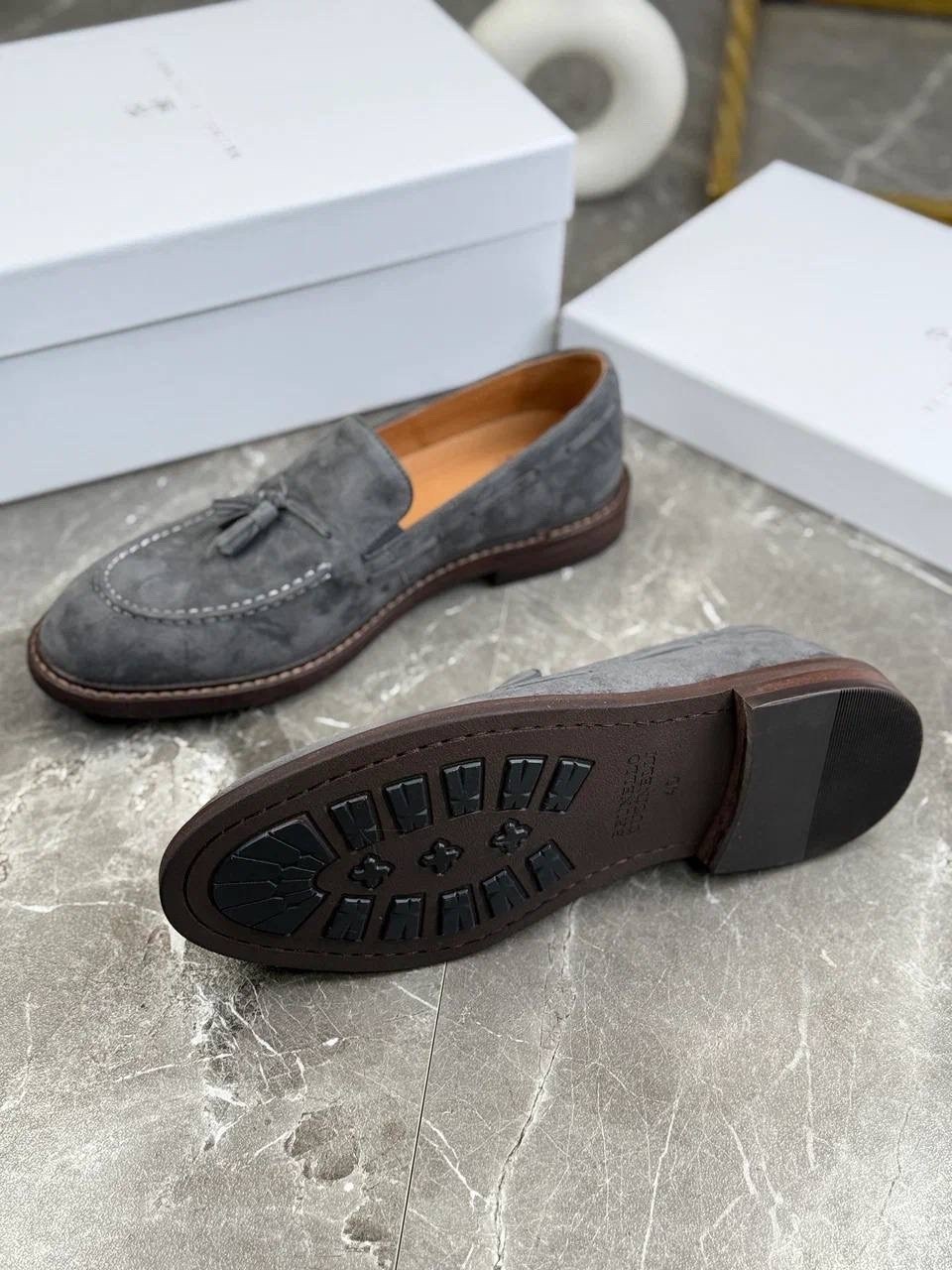 замшевые лоферы с кисточками brunello cucinelli,замшевые лоферы brunello cucinelli,,лоферы brunello cucinelli,мужские замшевые лоферы