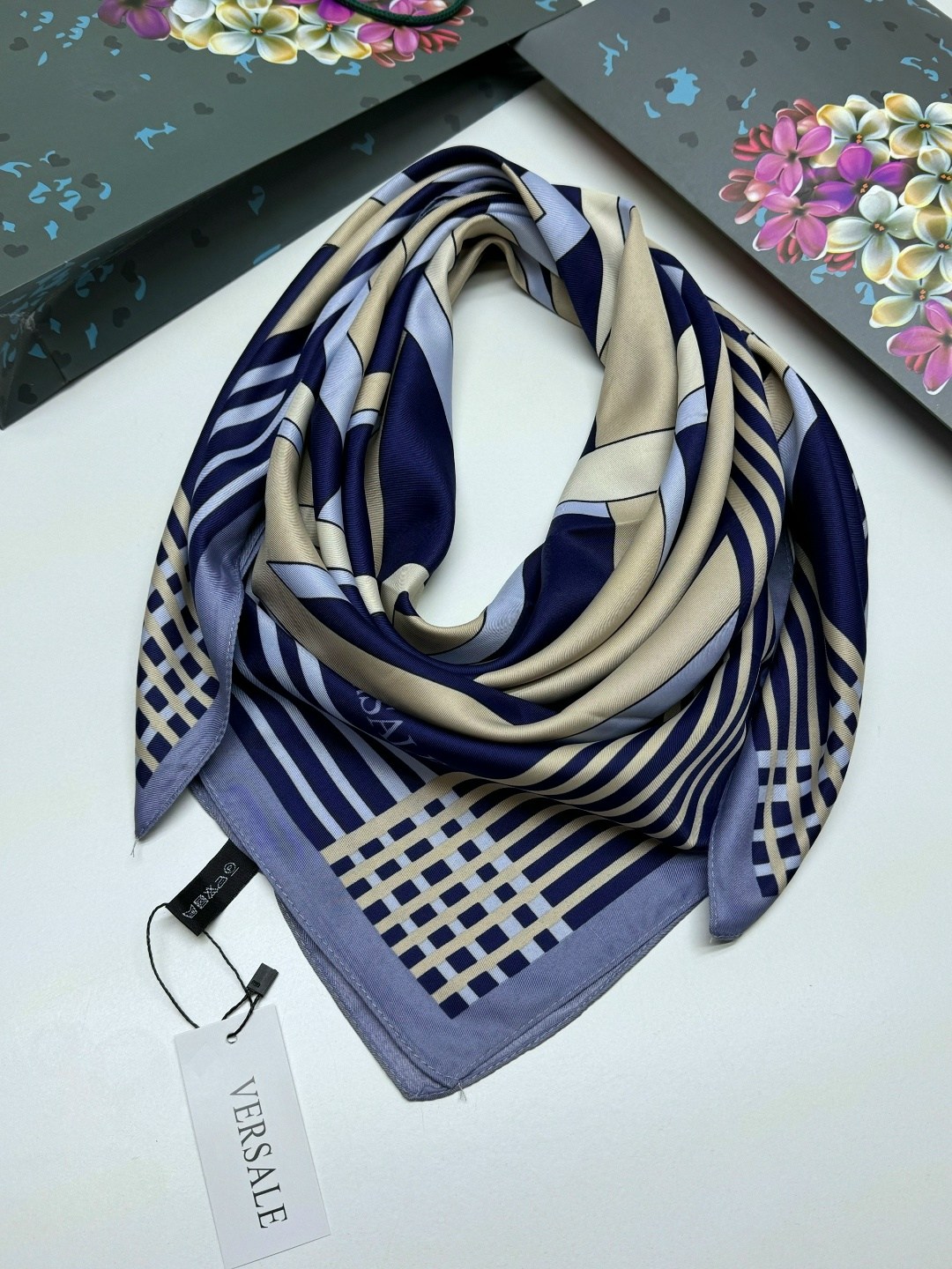 платки шелковые,шарф платок шелковый,женский платок,женские платки шелковый,платки тонки