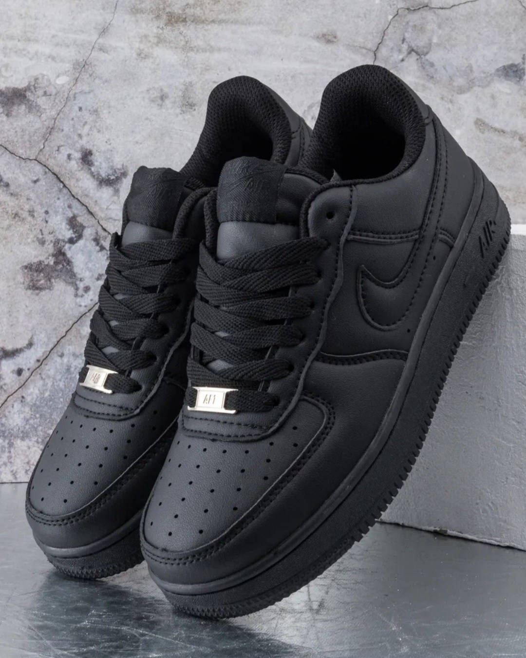 кроссовки nike air force 1,nike air force 1 low triple black,nike air force 1 low черные,кроссовки nike air force 1 low black,черные кроссовки
