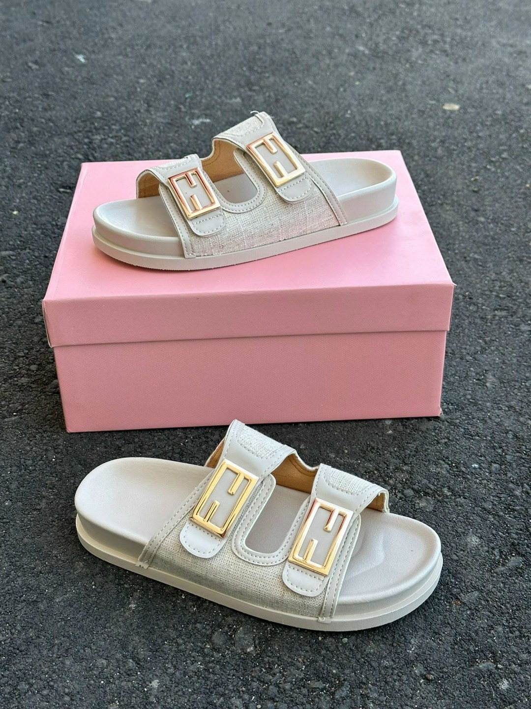 женские шлепанцы,шлепки фенди,сандалии,шлепанцы fendi,тапочки fendi