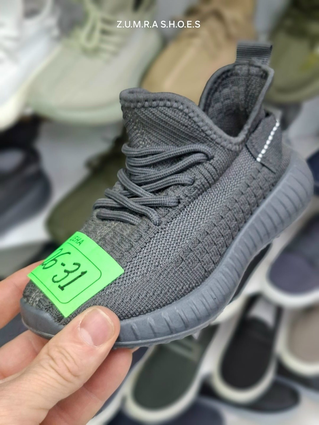 кроссовки,кроссовки женскиe,изики кроссовки,детские кроссовки,кроссовка