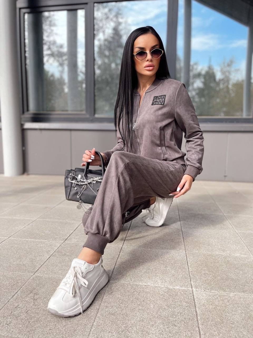 спортивные костюм,велюровый костюм 2026,костюм спортивный женский повседневный,костюм спортивный женский,костюм спортивный замшевый