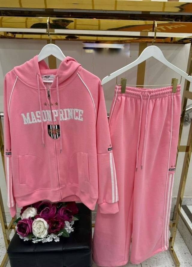 спортивный костюм женский,стильные костюмы,спортивный костюм,спортивные костюмы оверсайз,спортивный костюм спортивные костюмы