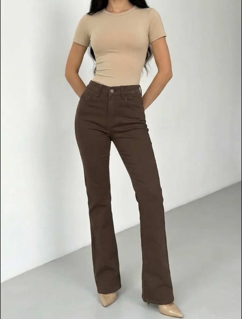 коричневые джинсы клеш женские,джинсы клеш женские,коричневые джинсы,женские джинсы коричневые джинсовые расклешенные брюки,женские джинсы