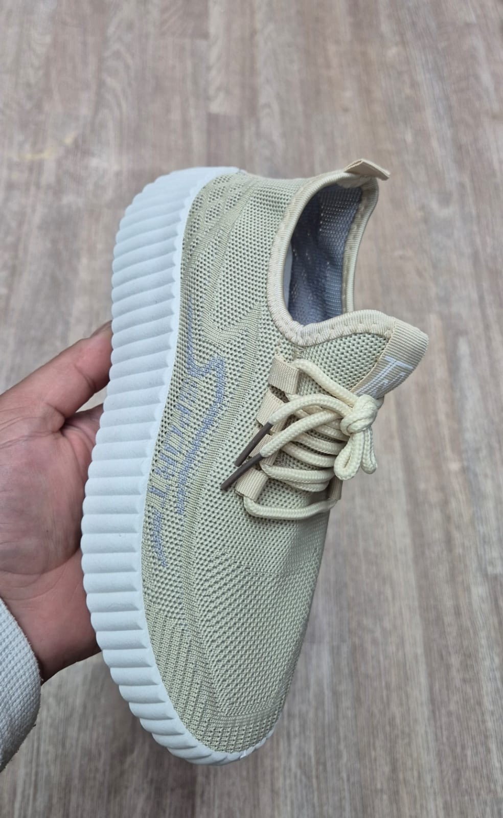 женские кроссовки,кроссовки,изики кроссовки,кроссовки текстильные,летние кроссовки изи