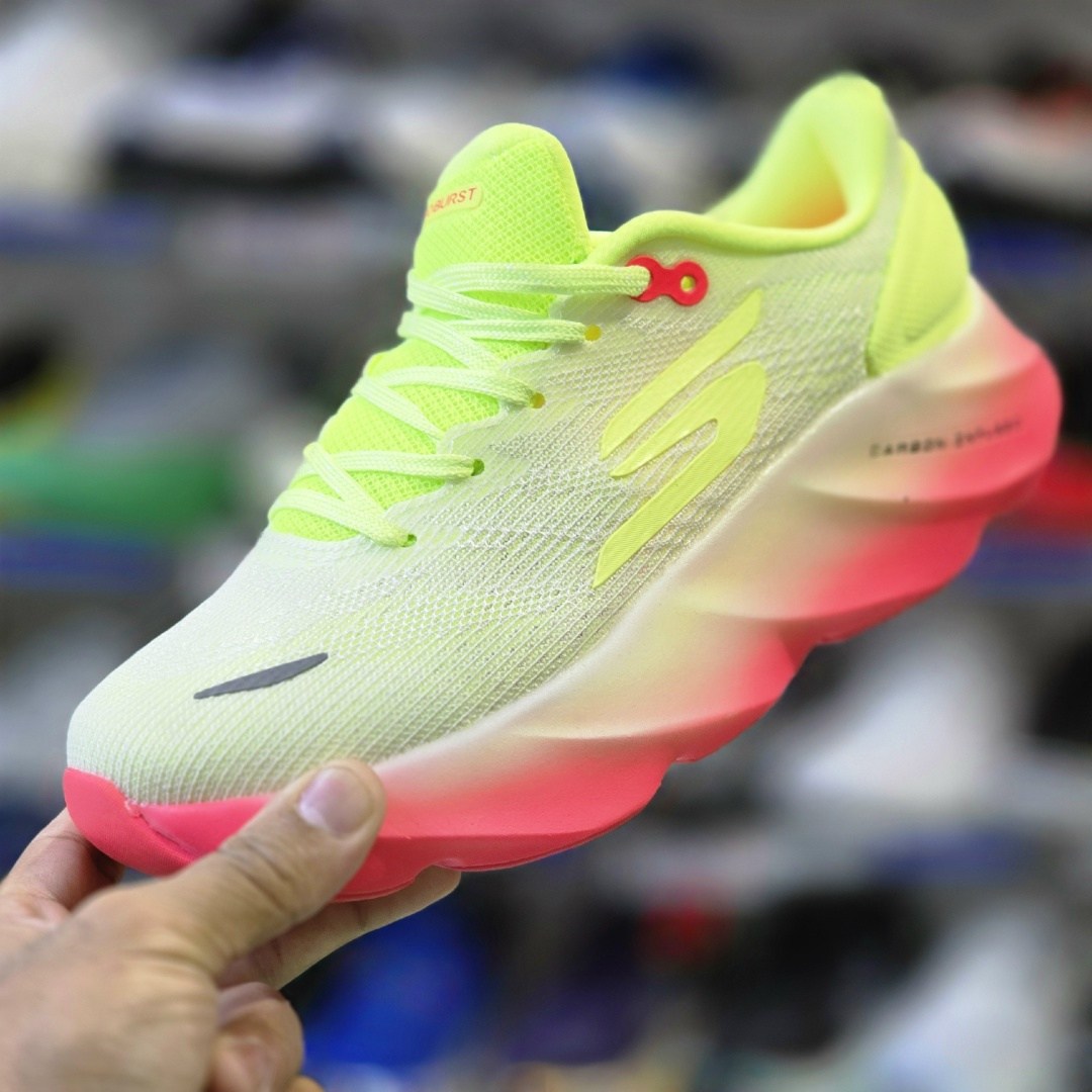 беговые кроссовки,кроссовки,кроссовки для бега,кроссовки skechers,повседневные кроссовки