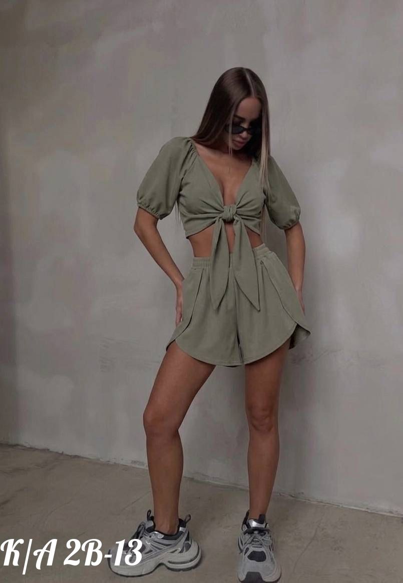 костюм оранжевый,модные наряды,костюм с шортам,костюм с шортами летний